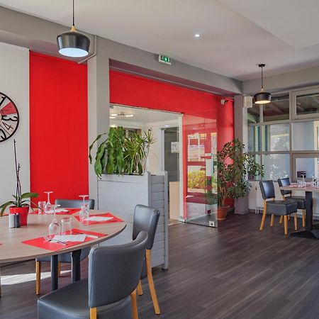 Hotel Restaurant Les Jardins D'Épône Eksteriør bilde